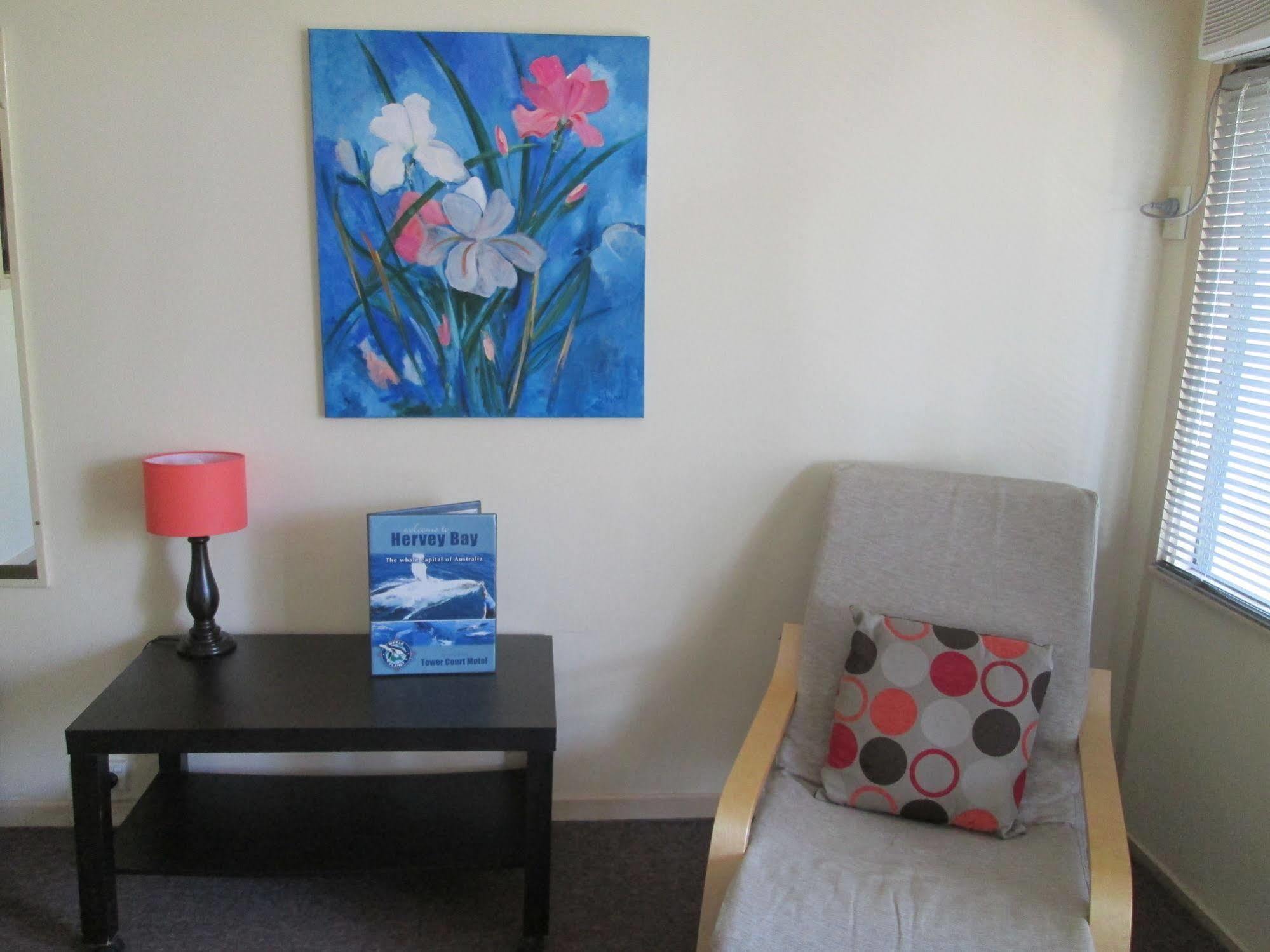 Tower Court Motel - Adults Only Haven Hervey Bay Bagian luar foto