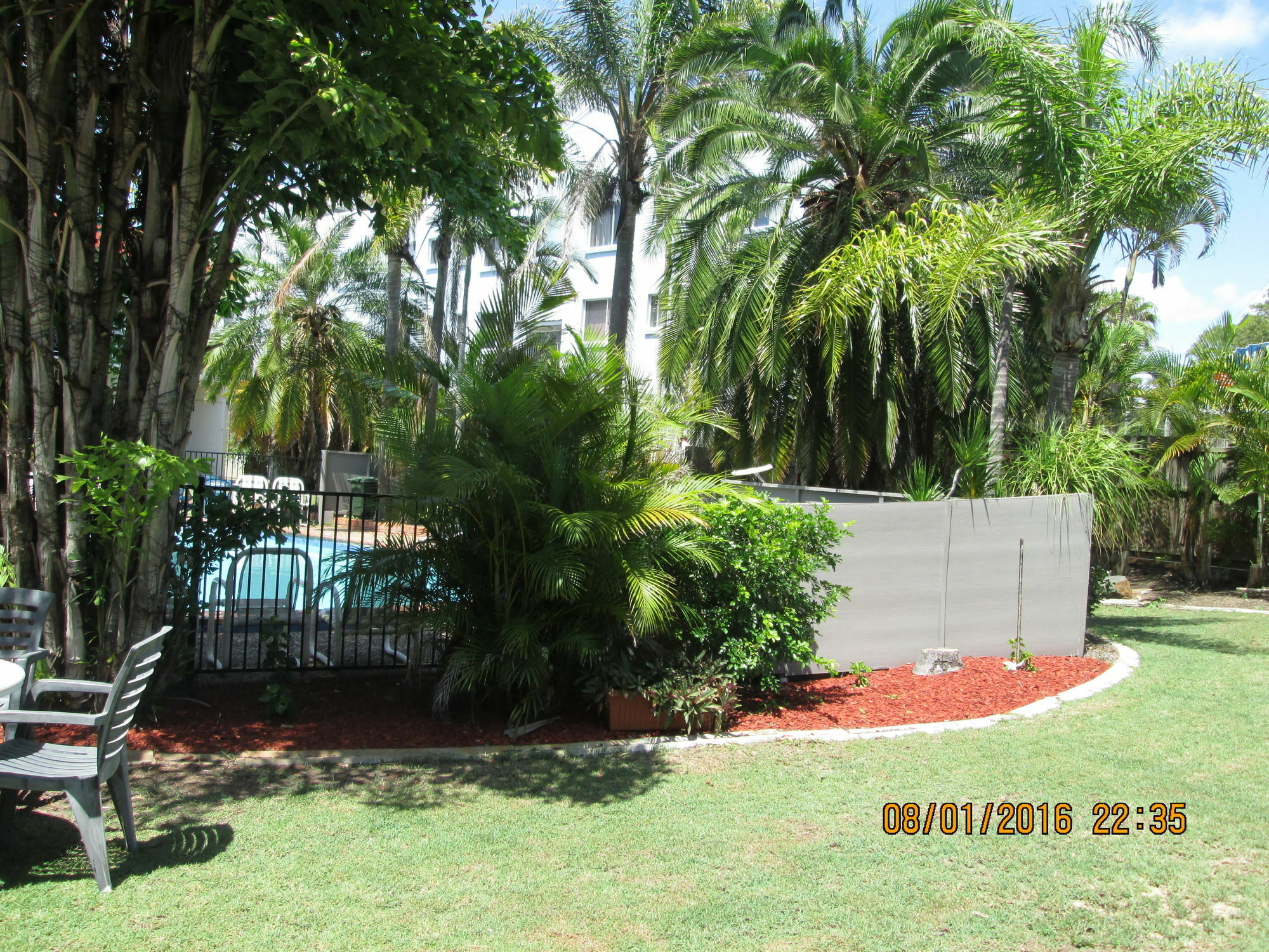 Tower Court Motel - Adults Only Haven Hervey Bay Bagian luar foto