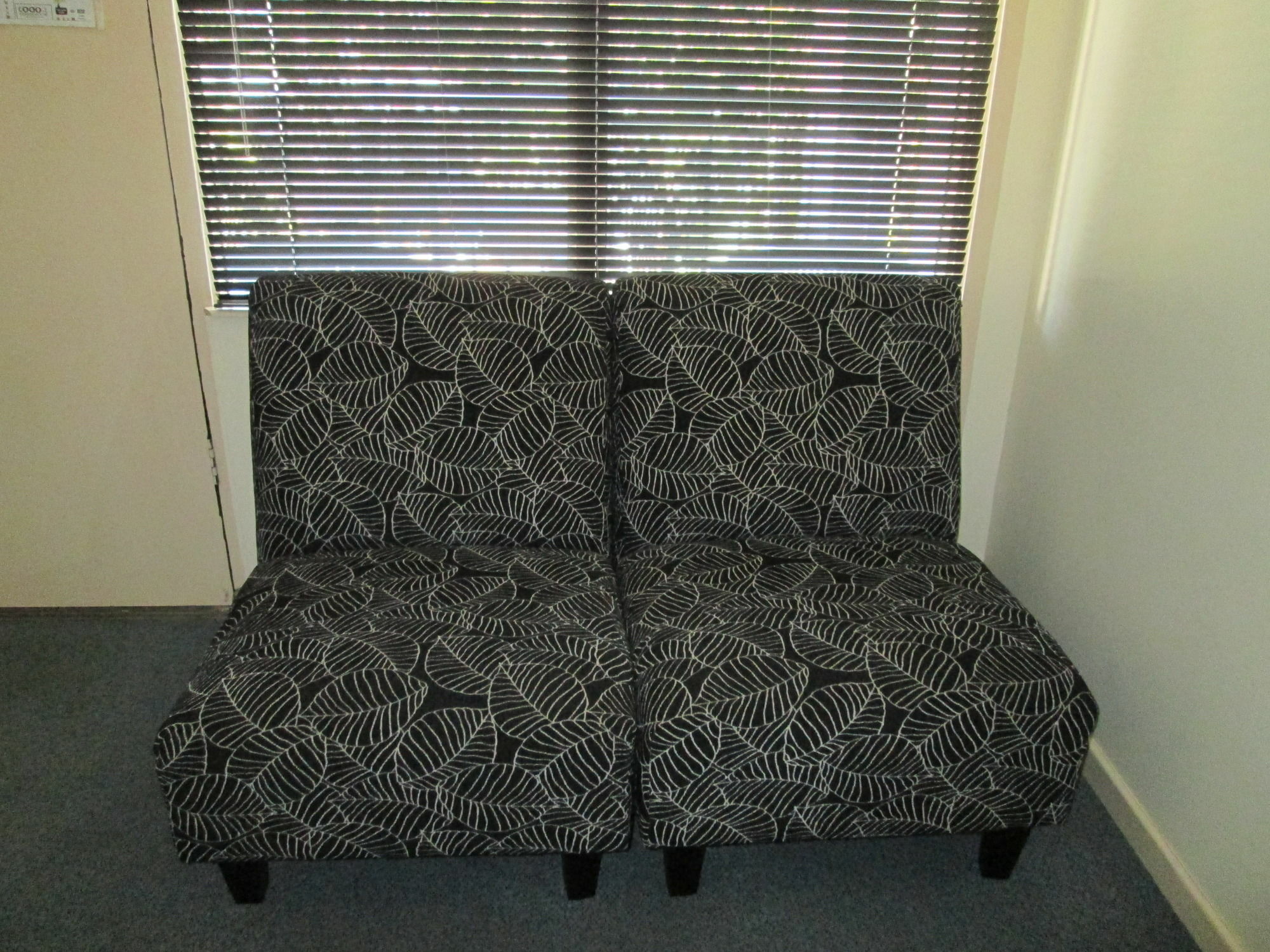 Tower Court Motel - Adults Only Haven Hervey Bay Bagian luar foto
